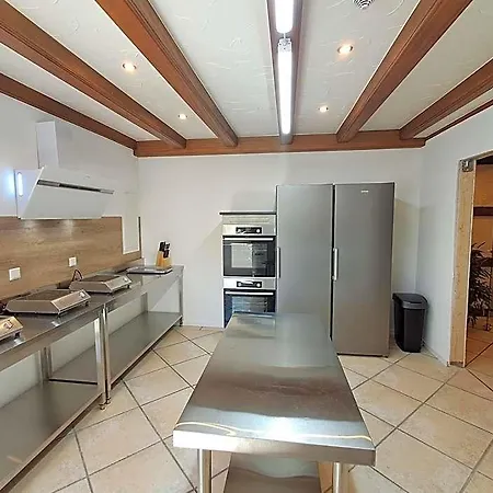Smart B&b1 Bb1 122 Готель *